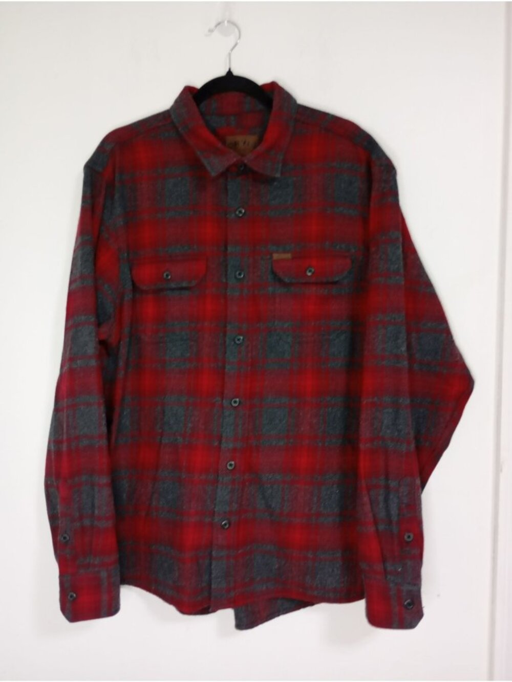 Orvis Flannel Shirt Size XL Mens Red & Gray Plaid Button-Up Long Sleeve